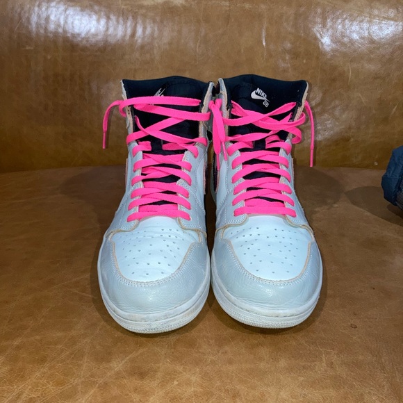 Nike Jordan 1 NYC to Paris - Picture 8 of 15